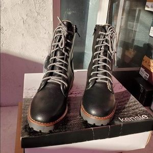 Kensie Black Wooley Boots